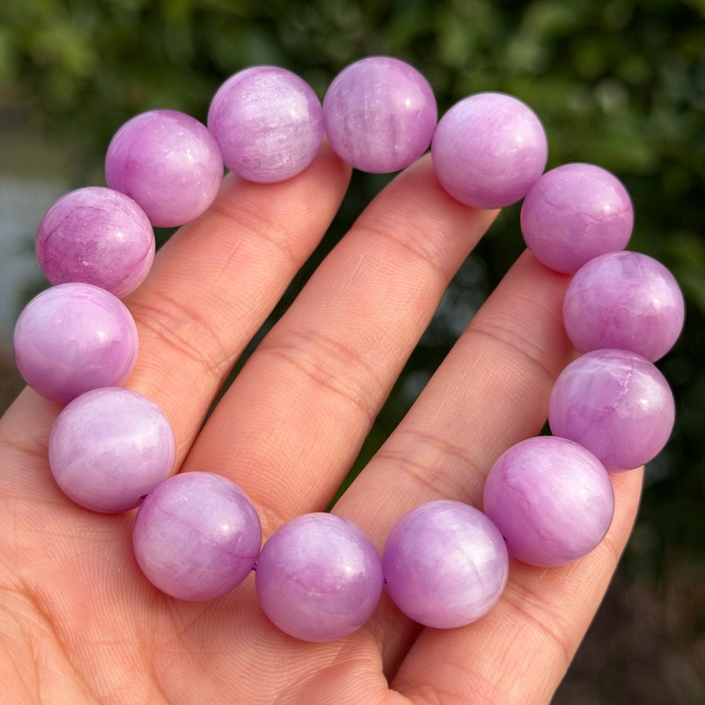 15.5mm‎ stretchable purple kunzite bracelet 1101